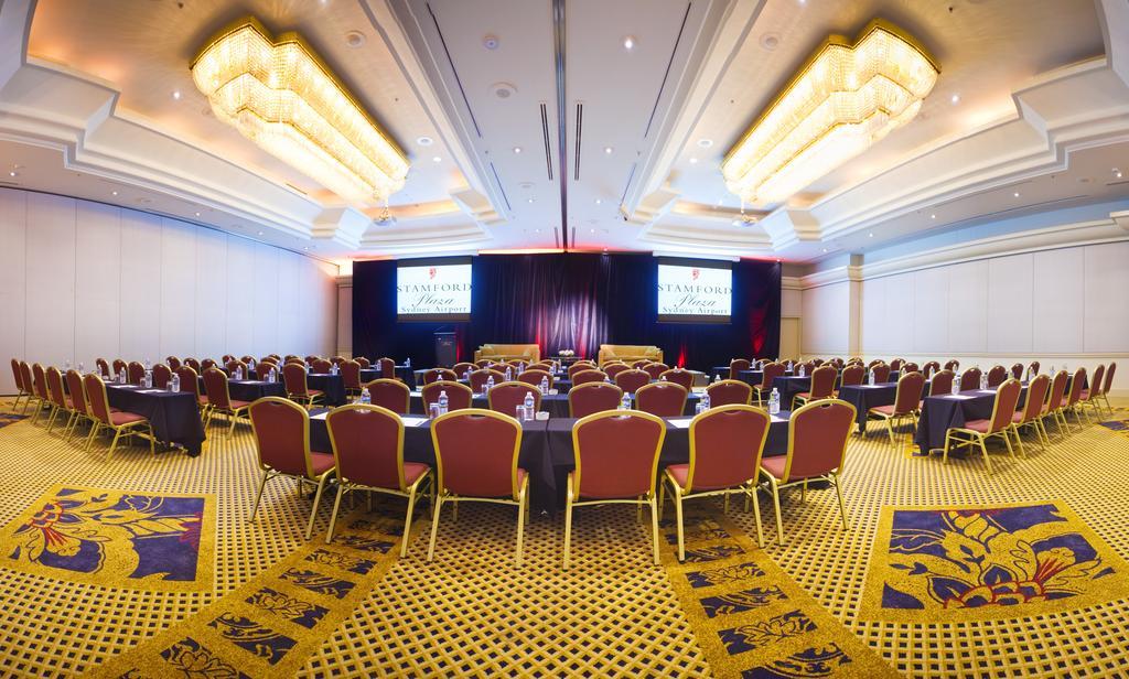 Stamford Plaza Sydney Airport Hotel & Conference Centre Exterior photo The ballroom